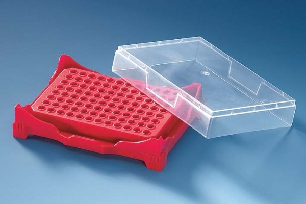 Box a stojan na PCR zkumavky, PP